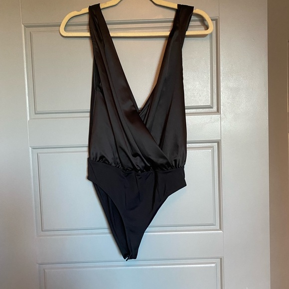 Zara Tops - Zara NWOT bodysuit (s)